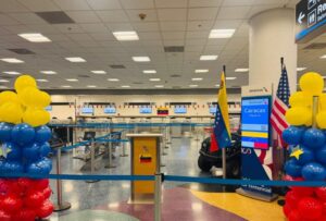 El itinerario del avión encargado del vuelo inaugural de American Airlines hacia Venezuela este #30Abr