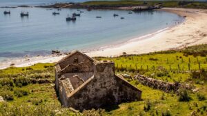 El país que ofrece hasta 84.000 euros por mudarte a sus islas: los requisitos que se deben cumplir