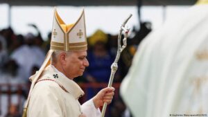 El papa denuncia el uso de la IA para fomentar la violencia