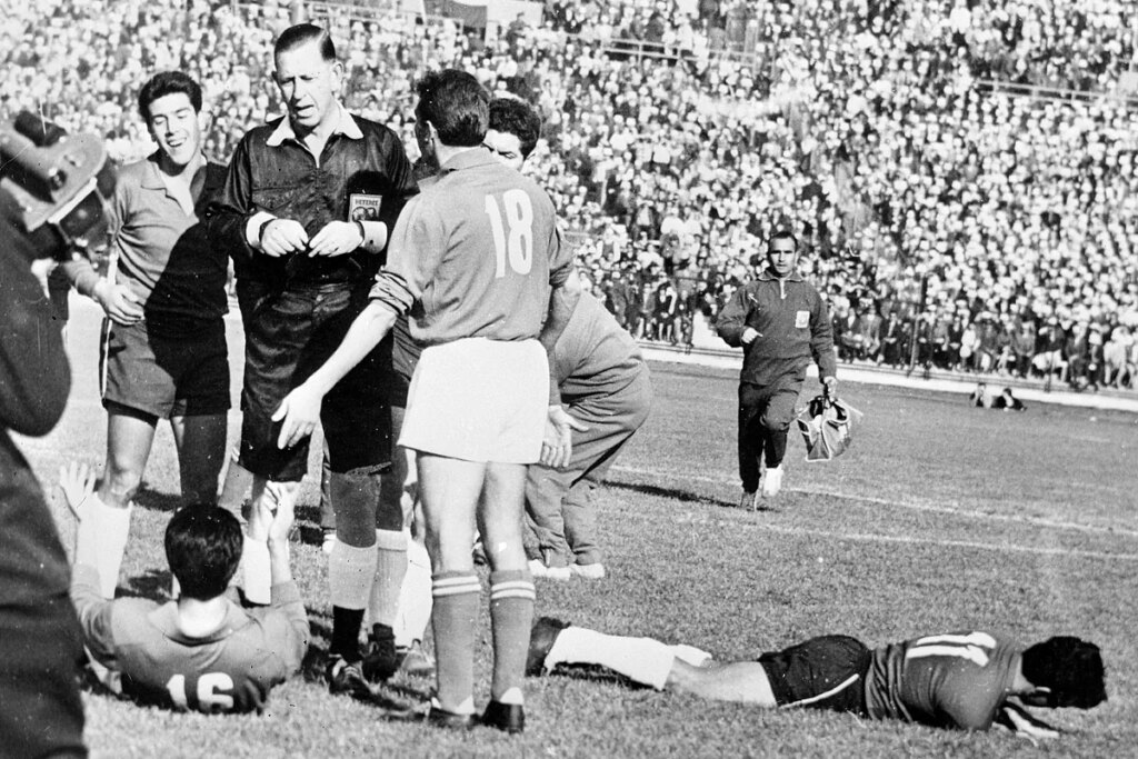 El partido de fútbol más salvaje: "La exhibición más estúpida, espantosa, repugnante y vergonzosa de la historia de este juego"