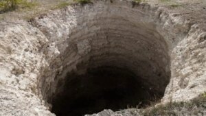 El pozo más profundo del mundo vuelve a la escena: lo que ocurrió ahí abajo aún desconcierta a los investigadores