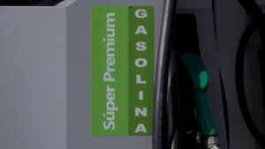 El precio del combustible premium en Venezuela, más caro y solo en dólares: señal de que el ajuste se profundiza – AlbertoNews