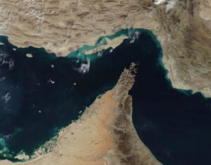 El precio del petróleo se desploma más de un 10% ante el anuncio de Irán de la reapertura de Ormuz | europapress.es