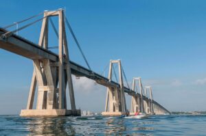 El puente hacia la democracia