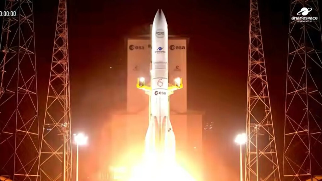 Europa lanza con éxito el cohete Ariane 6 con cuatro propulsores y afianza su acceso autónomo al espacio