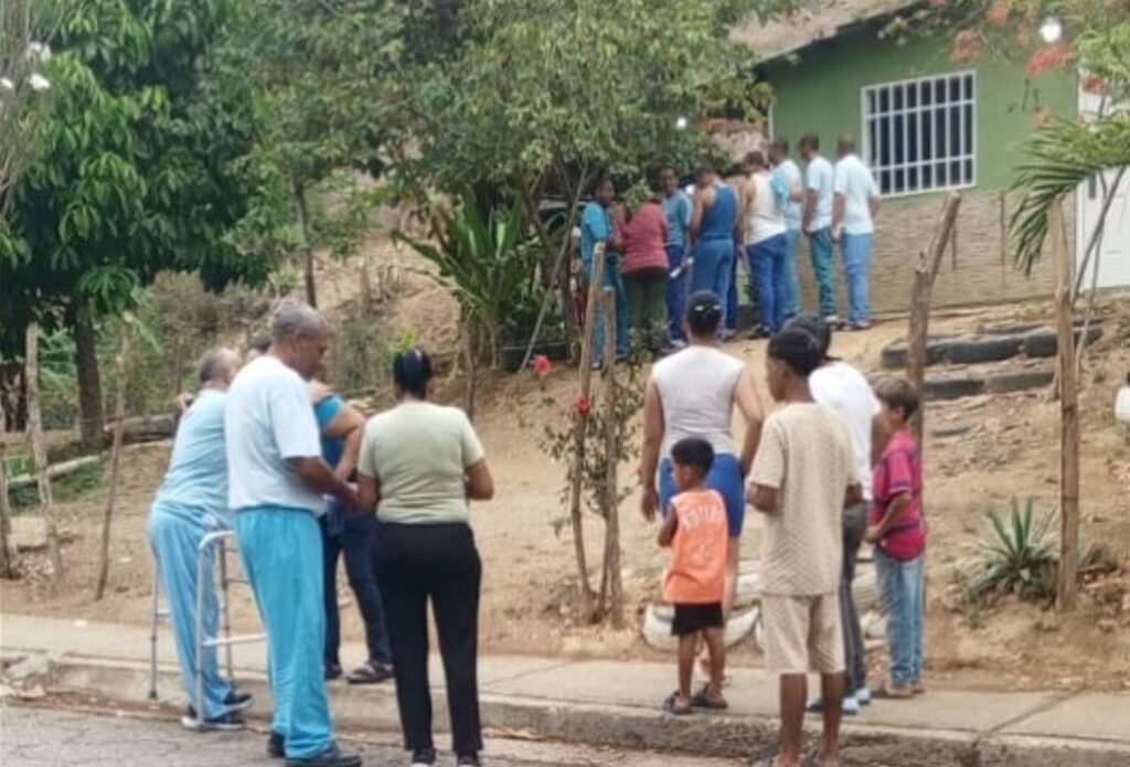 Excarcelaron a más de 50 presos políticos del caso Pdvsa Obrero en Yare tras presunta "orden presidencial" (VIDEO)
