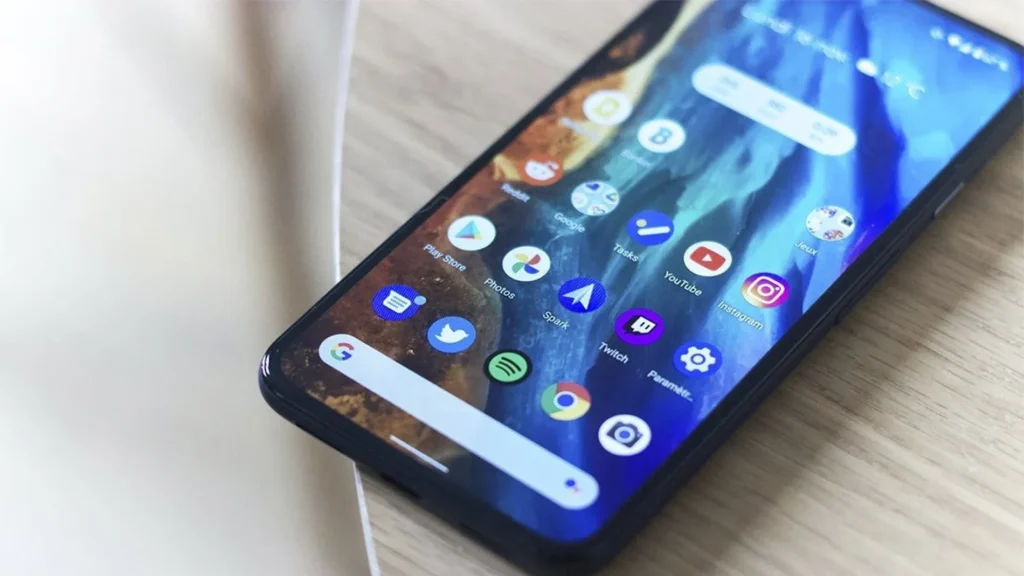 Experto en ciberseguridad revela por qué debemos de dejar de usar Gmail y WhatsApp