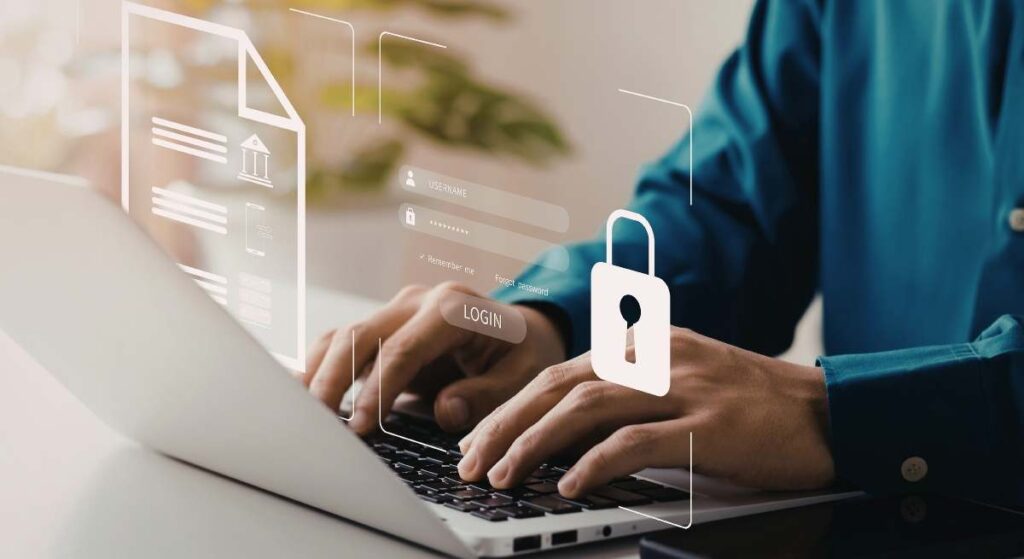 Expertos en ciberseguridad insisten: "Hoy en día, cuando la gente utiliza Internet, la realidad es que le vende un poco su alma al diablo"