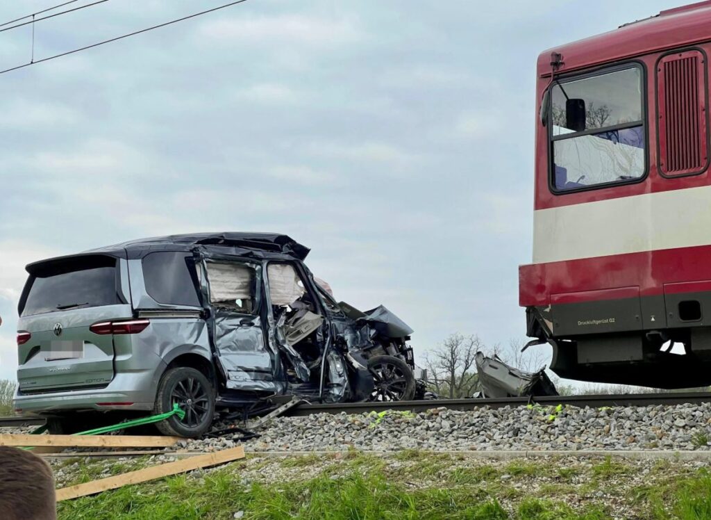 Exportero de Juventus y Arsenal murió cuando un tren arrolló su vehículo en Austria