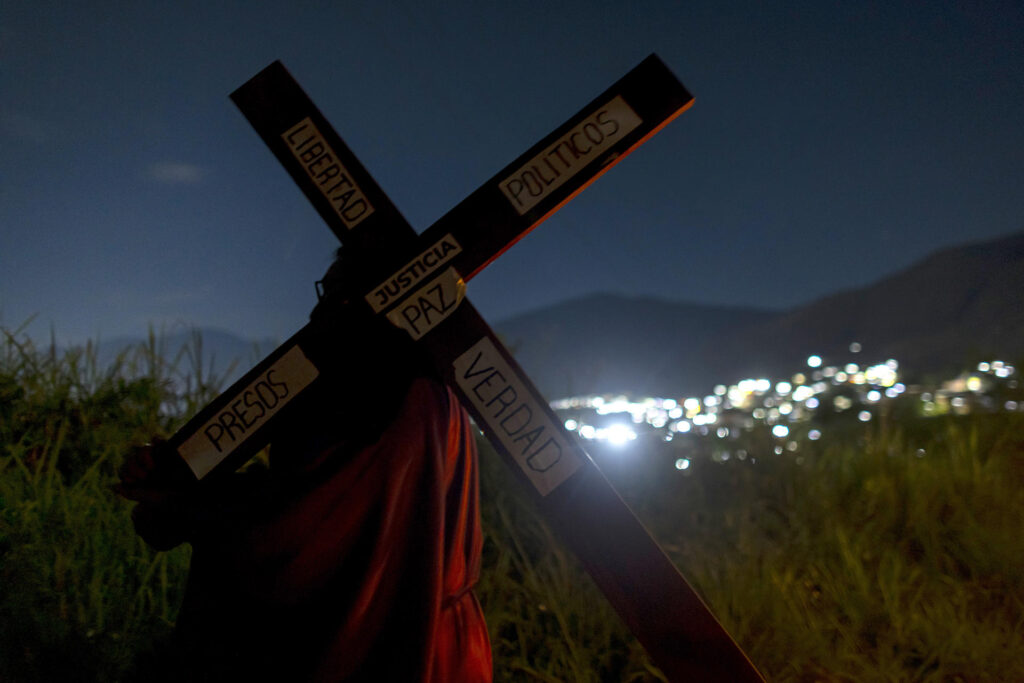 Familiares de presos políticos convocaron a recorrer los Siete Templos por la libertad en Caracas