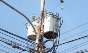 Fedecámaras: 78% de las empresas reportan cortes eléctricos, afectando también recuperación de la producción petrolera