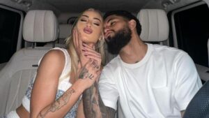 Fotos sensuales, celos y fama: lo que hay detrás de la ruptura de la «pareja dorada del fútbol»