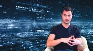 Fran Villalba, especialista en ciberseguridad: «Gobiernos enteros están intentando hackear a todo el mundo: a particulares y a países enteros»
