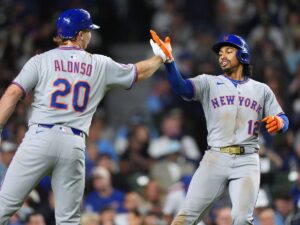 Francisco Lindor sale en defensa de Carlos Mendoza