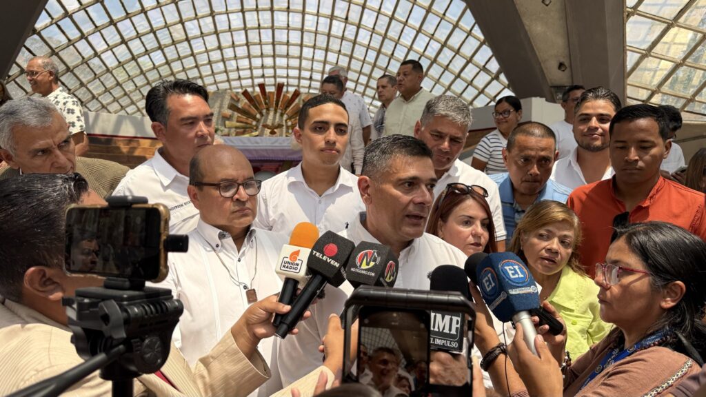 Freddy Superlano cumplió al Nazareno una promesa hecha en su peor momento como preso político (VIDEO)