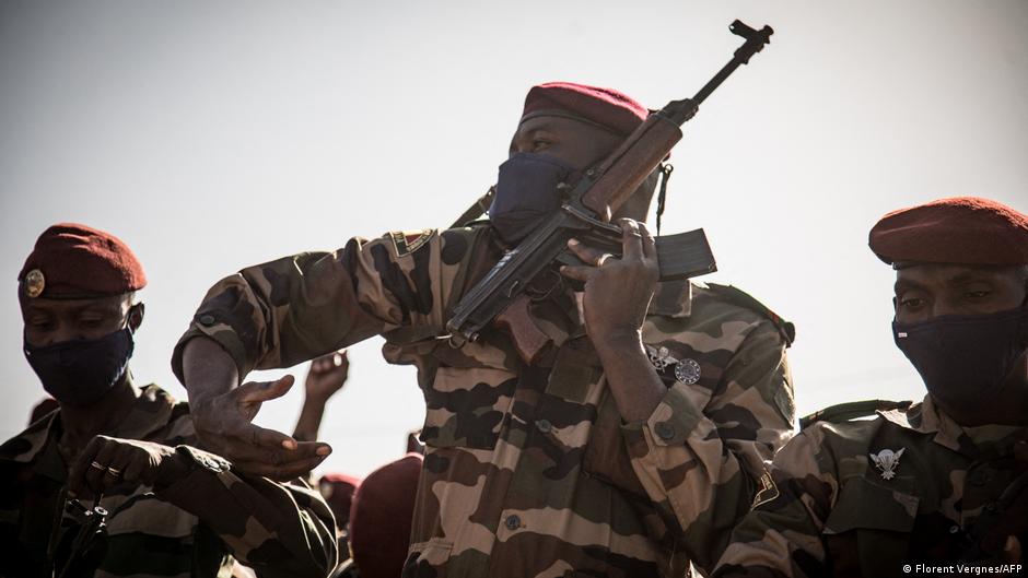 Fuerzas Armadas de Mali reportan combates en todo el país