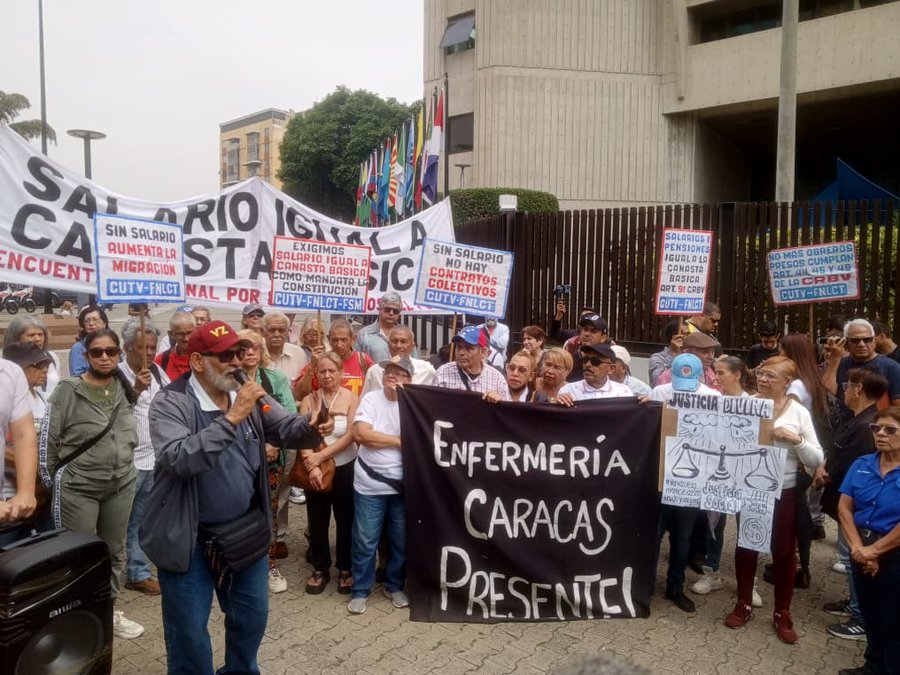 GNB exige credenciales a periodistas para dejarlos cubrir manifestación frente al TSJ este #15Abr