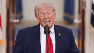 GUERRA ORIENTE PRÓXIMO | Trump exige a Irán la apertura de Ormuz: «Abrid el puto estrecho, locos cabrones, o vais a vivir en el infierno»
