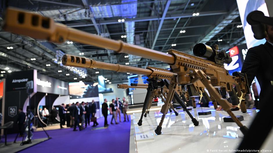 Gasto militar mundial subió en 2025 por guerras y tensiones