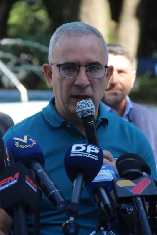 Gobernador Bernal: No queremos licencias condicionadas, queremos el cese de todas las sanciones unilaterales