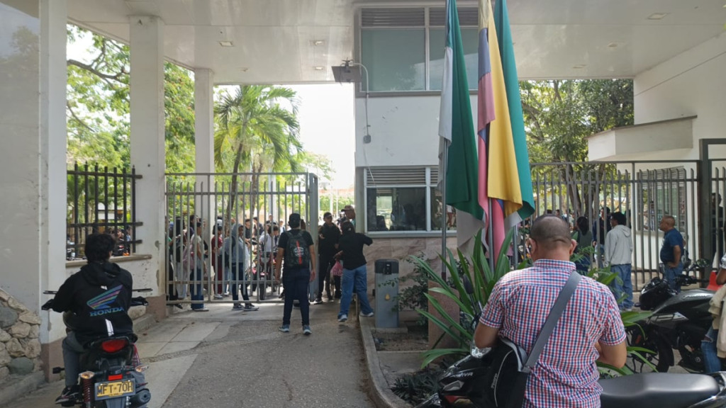 Grave denuncia en Sincelejo: sueldos de 20 docentes de planta conformarían el 35% del presupuesto de la Universidad de Sucre; hay paro indefinido