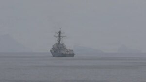 Guerra de Medio Oriente EN VIVO: máxima tensión en el estrecho de Ormuz por el inicio del bloqueo militar estadounidense