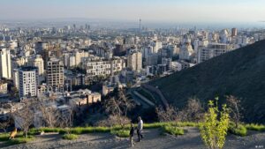 Guerra en Irán: vivir a la sombra de la escasez y el miedo