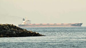 Guerra en Oriente Medio | EEUU asegura haber bloqueado los puertos de Irán y «paralizado por completo» su comercio marítimo