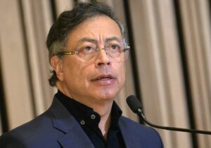 Gustavo Petro acusa a EE UU de usar la OFAC para “perseguir”