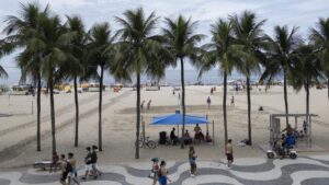 Hallan artefacto explosivo cerca del escenario del concierto de Shakira en Copacabana