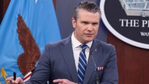 Hegseth asegura que el Ejército de EEUU está listo para reiniciar los ataques si Irán «no accede a un acuerdo» | elperiodico.com