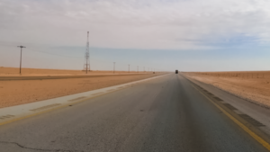 Highway 10: la carretera más recta y peligrosa del mundo que pone a prueba la mente de los conductores