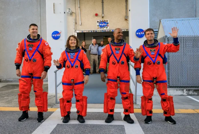 Horas clave del histórico regreso humano a la Luna y del récord frente Apolo 13
