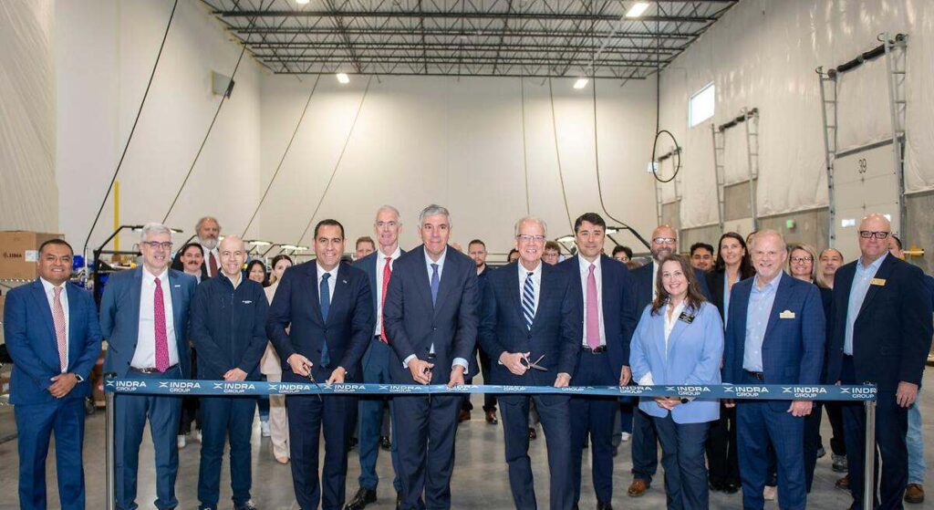 Indra acelera su conquista del mercado aéreo de EEUU con una nueva fábrica de radares en Kansas