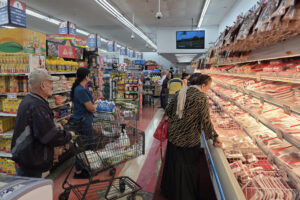 Inflación en Estados Unidos se acelera en marzo por el efecto de la guerra en Irán