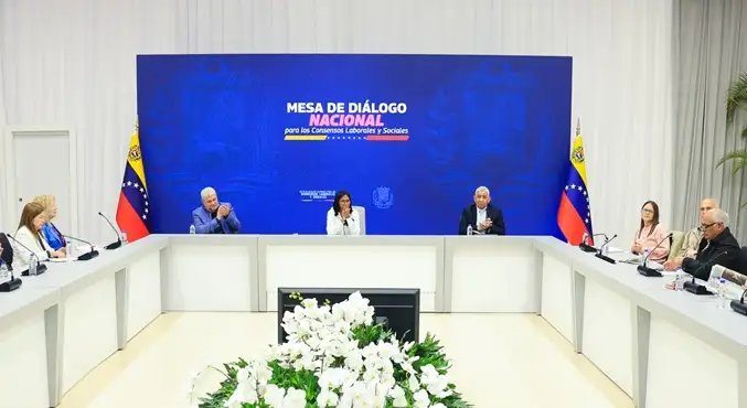 Instalan Mesa de Diálogo Nacional para los Consensos Laborales
