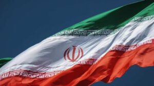 Irán amenaza con responder al bloqueo de EE.UU. a sus puertos que califica como “piratería”