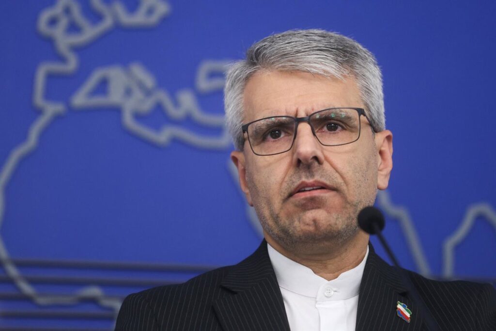 Irán critica la "hipocresía" de la UE tras las advertencias de Kaja Kallas sobre el cierre del estrecho de Ormuz