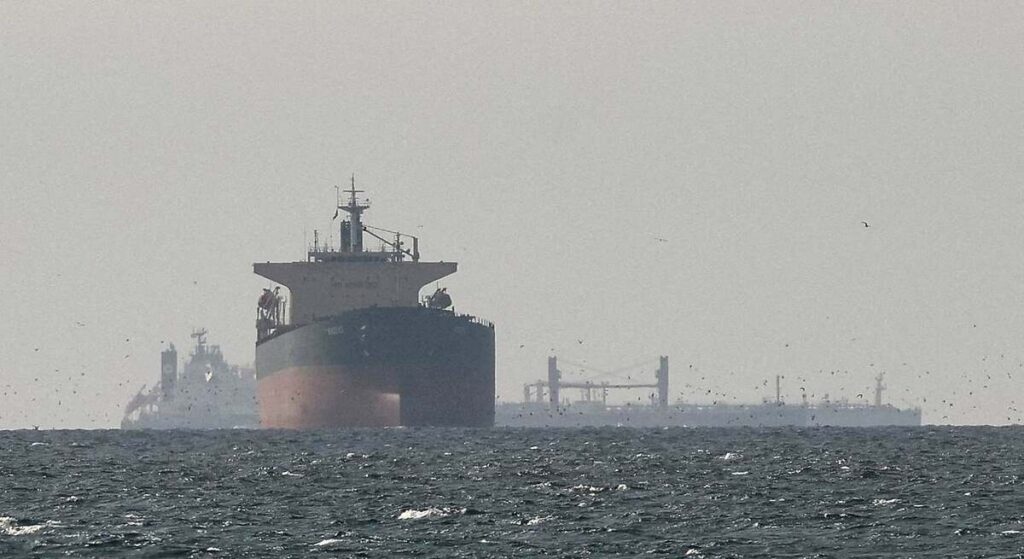 Irán impone de nuevo un "control estricto" sobre el estrecho de Ormuz