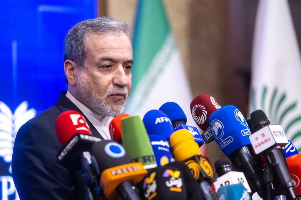 Irán niega que haya propuesto un alto el fuego a EEUU y califica de "falsas" las declaraciones de Trump