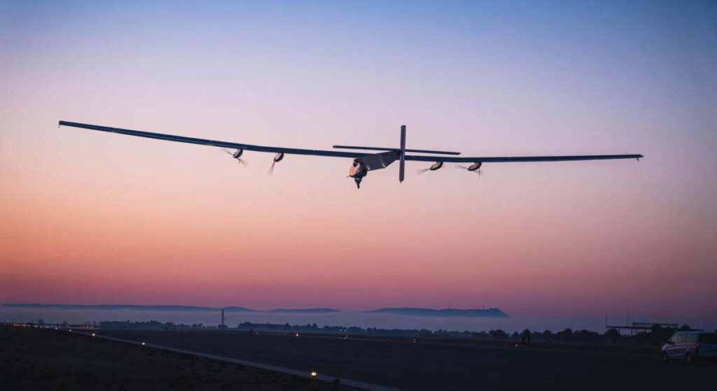 Irán reabre parcialmente su espacio aéreo tras el cierre por la guerra