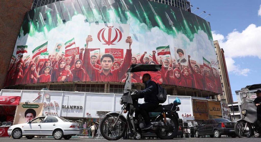 Irán rechaza negociar con EEUU por el bloqueo naval y lo que considera "exigencias excesivas"