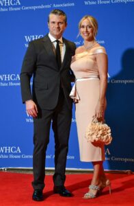 Jennifer Rauchet y el vestido de Temu que incendia Washington | elperiodico.com