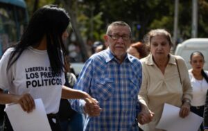 Jesús Armas solicita solidaridad para salvar la vida de su padre