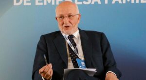 Juan Roig repite sueldo con 12 millones de euros brutos y cuadriplica los préstamos a sus proveedores