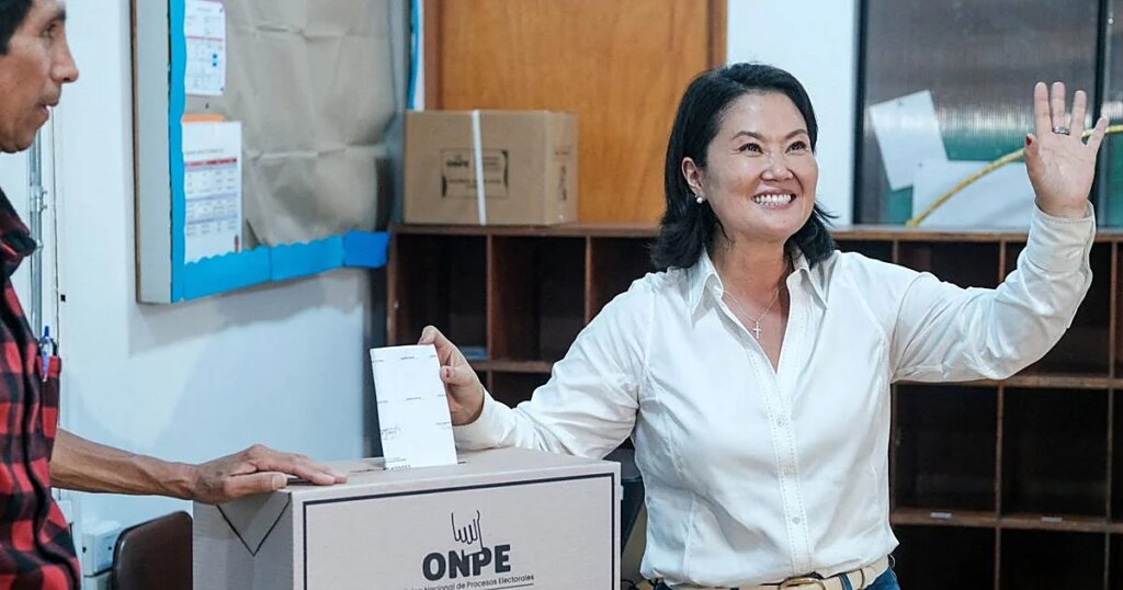 Keiko Fujimori lidera la primera vuelta de las elecciones en Perú y disputará la presidencia a Rafael López Aliaga