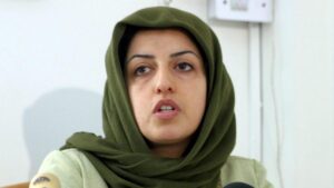 La Asociación Iraní Pro-Derechos Humanos alerta sobre el estado de salud «crítico» de la Nobel de la Paz Narger Mohammadi | elperiodico.com