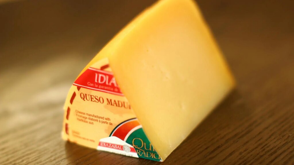 La D.O. Idiazábal rechaza presentar su primer queso de la temporada en una sociedad gastronómica en la que no aceptan mujeres