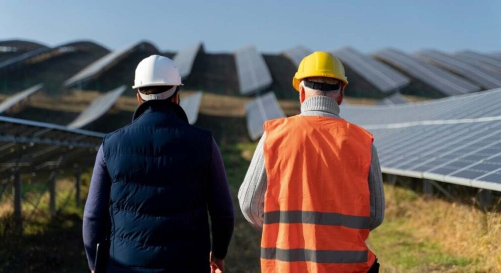 La fábrica de obleas solares de Sunwafe en Asturias da otro paso más: asegura terreno, nombra nuevo CEO y se alía con Tresca