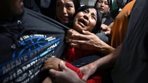 La imagen de una familia separada por el ICE, foto del año en el World Press Photo 2026 – AlbertoNews